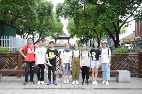 7月7日 老王论坛
 赴余杭区测甲醛小分队 合照