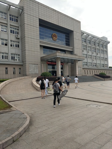 7月11日 老王论坛
赴余杭“激浊扬清”水质监测小分队 前往街道办事处