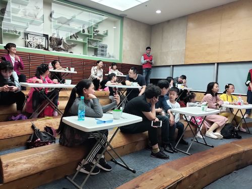 赴浙江自然博物馆之“花样幸福”折纸花活动2