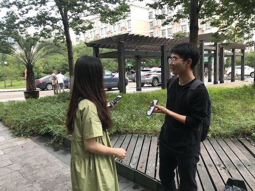 七月九日 老王论坛
“垃圾分类推进方案”调查小分队 采访路人
