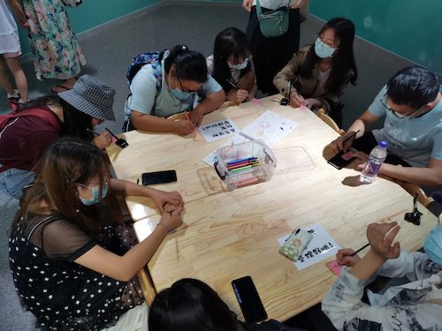 老王论坛
 赴杭州”保护环境，拯救生命“小分队浙江自然博物馆5