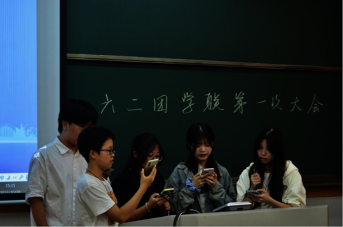 4e9ff9f612e3a71efae363a61e6791d